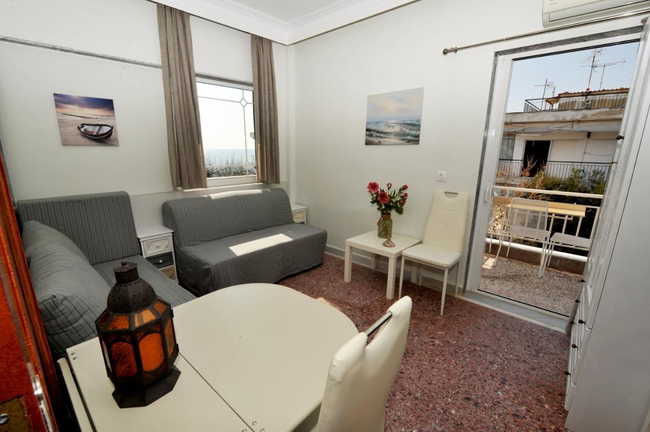 Themis 40 Steps From Beach Paralia Dionysiou Exterior photo